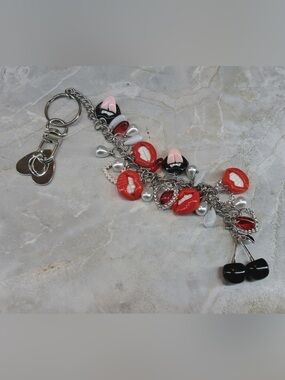 Betty Boop Red Lip & Black Cherry eReader Charmed Strap